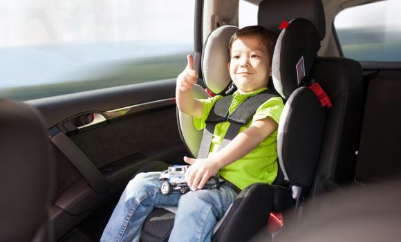 Jak przewozić dziecko w samochodzie - przepisy aktualne w 2024 roku