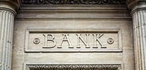 kamienna fasada banku