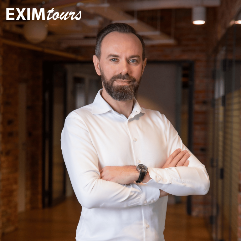 Rafał Napierała, Charter Product Director, EXIM tours