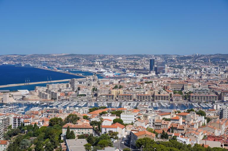 Stary Port w Marsylii, panorama miasta