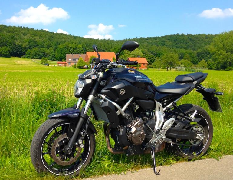 Naked Yamaha MT-07