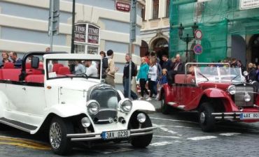 zjazd pojazdów zabytkowych