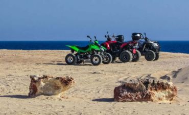 quady na plaży