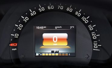 Kiedy można i nie wolno wymienić licznika w aucie