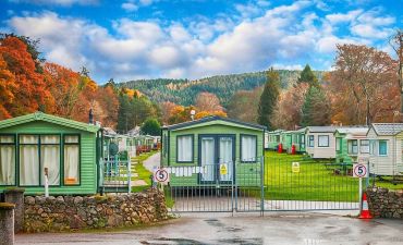 domek holenderski w górach