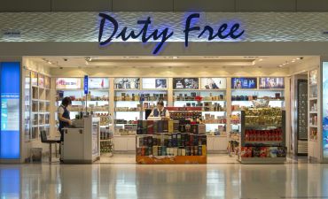 sklep w strefie bezcłowej na lotnisku