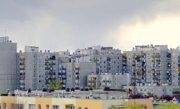 bloki mieszkalne na osiedlu
