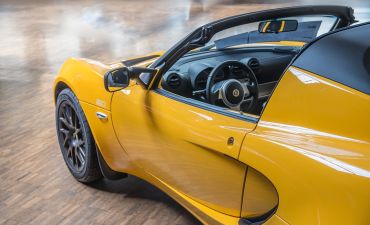 Samochód marki Lotus