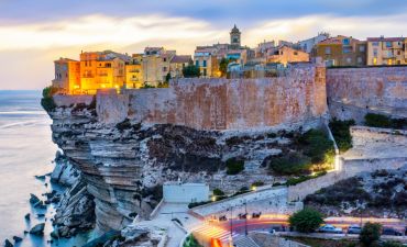 Korsyka o zachodzie słońca