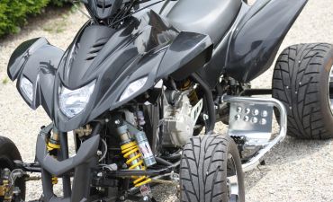 Quad, czterokołowiec lekki