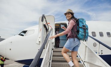 turystyka wchodząca do samolotu