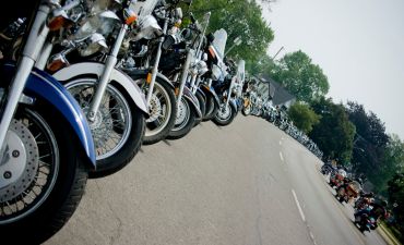 pojazdy na zlocie motocyklowym