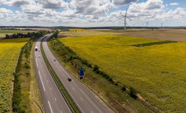 widok autostrady we Francji
