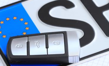 przykładowe wymiary tablic rejestracyjnych