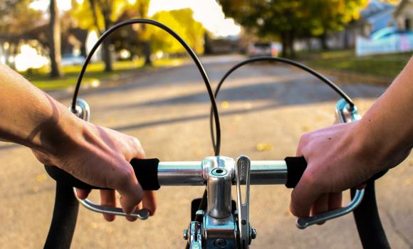 Ubezpieczenie roweru - ile wynosi składka i gdzie kupić polisę?