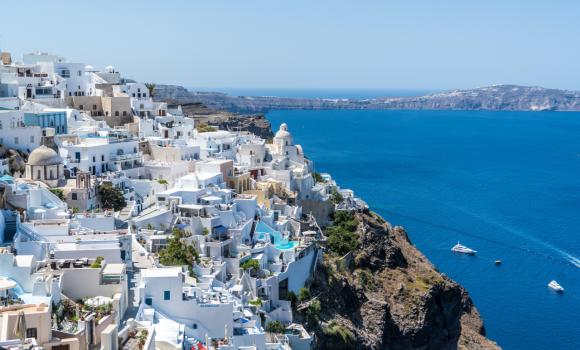 Samochodem do Grecji – o czym warto pamiętać? Winiety, trasy, ceny autostrad
