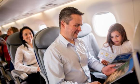 Miejsca w samolocie – jak wybrać najlepsze i nie trafić na najgorsze?